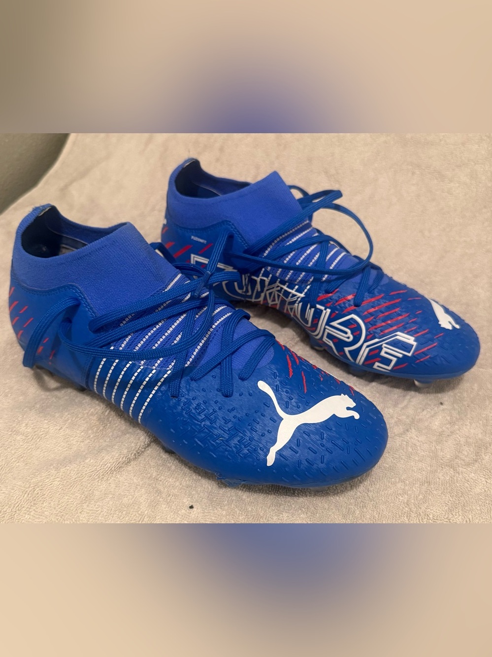 PUMA Future Men's Low Top Soccer Cleats 106486-01 Men’s size 7.5